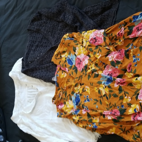 Dress clothes bundle - Picture 3 of 5